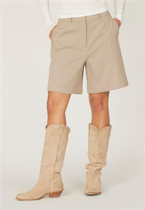 Love&Divine Love1122 Kvinde Sand/cream Casual Shorts Str XL - hos Magasin