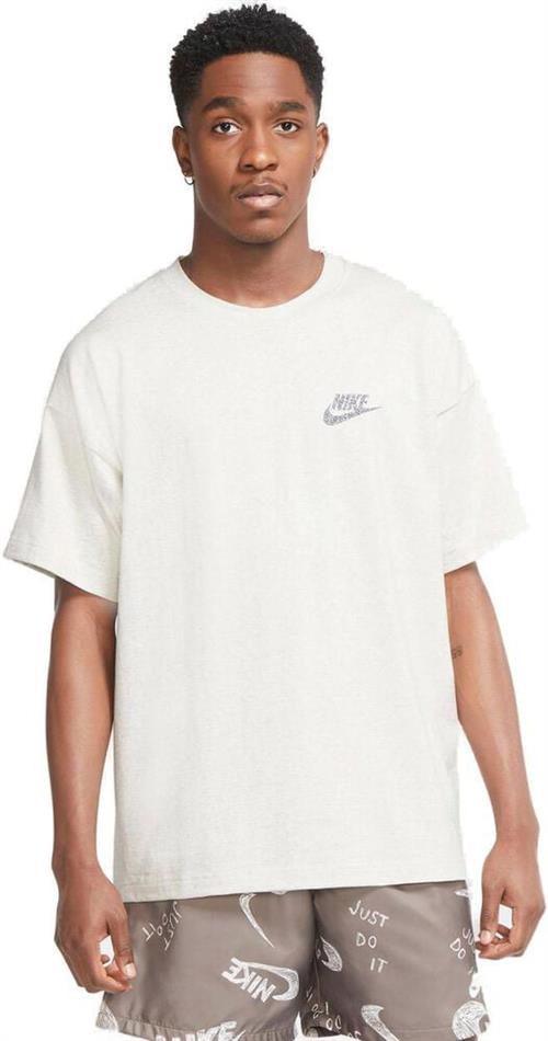 Se Nike Sportswear Essentials T Shirt L - T-shirts Bomuld hos Magasin ved Magasin