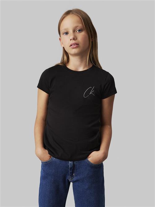 Calvin Klein CK Signage Slim SS Tshirt Str 14 - Ck Black Kortærmede T-shirts hos Magasin