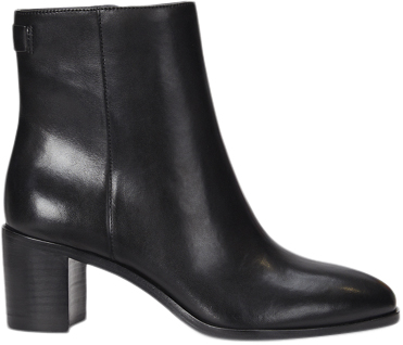 Se Lauren Ralph Lauren Burnished Calfcassie-bo-bte Kvinde Sort Støvletter Str 39 - hos Magasin ved Magasin