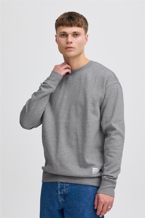 Se !Solid Sdlenz Crew SW Sweatshirt21104222 Mand Light Grey Melange Sweatshirts Regular Fit Str XL - hos Magasin ved Magasin