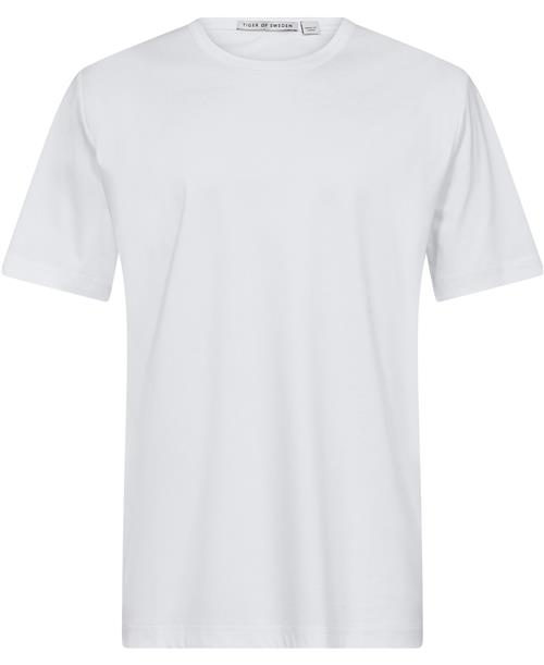 Se Tiger of Sweden Olaf Mand Pure White Kortærmede T-shirts Str S - hos Magasin ved Magasin