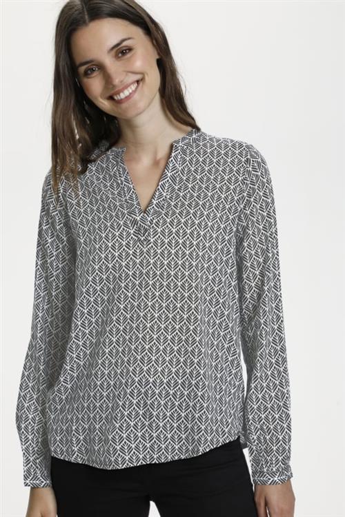 Se Kaffe Kafana Tilly Blouse Kvinde Black / Chalk Fan Print Langærmede Bluser Regular Fit Str 46 - hos Magasin ved Magasin