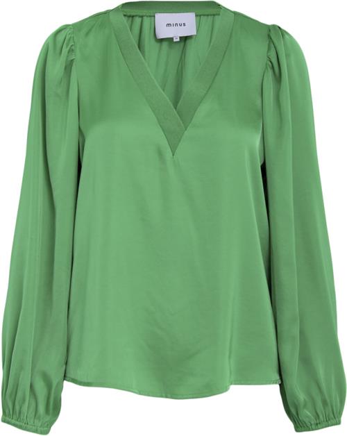 Se Minus Selva Vneck Blouse Kvinde Golf Green Langærmede Bluser Str 46 - hos Magasin ved Magasin