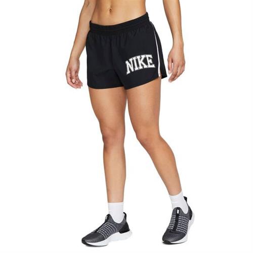 Nike Swoosh Dri Fit 10k Lobeshorts L - Træningsshorts hos Magasin