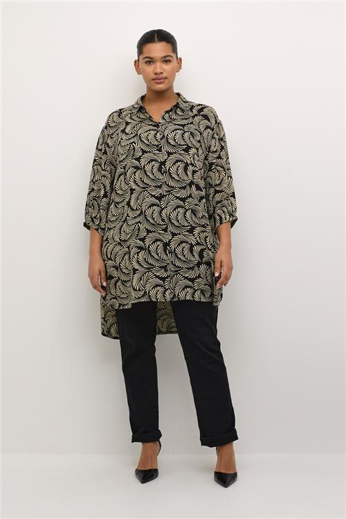 Se Kaffe Curve Kcsonna Shirt Kvinde Black Deep/antique White Print Langærmede Bluser Str 54 - hos Magasin ved Magasin