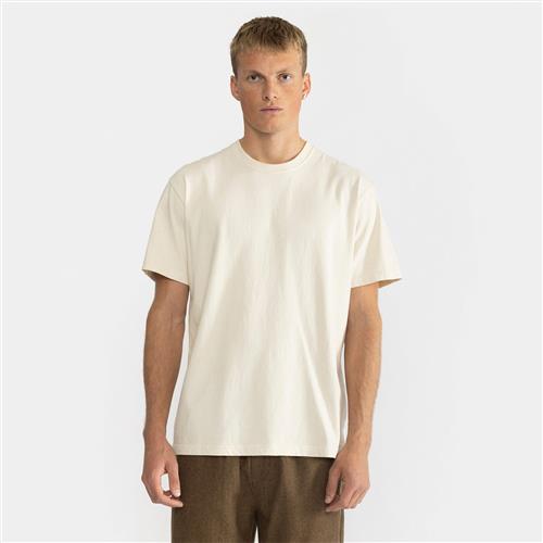 RVLT / Revolution Loose fit Tshirt With our Brand R on Back Mand Offwhite Kortærmede T-shirts Str L - Bomuld hos Magasin