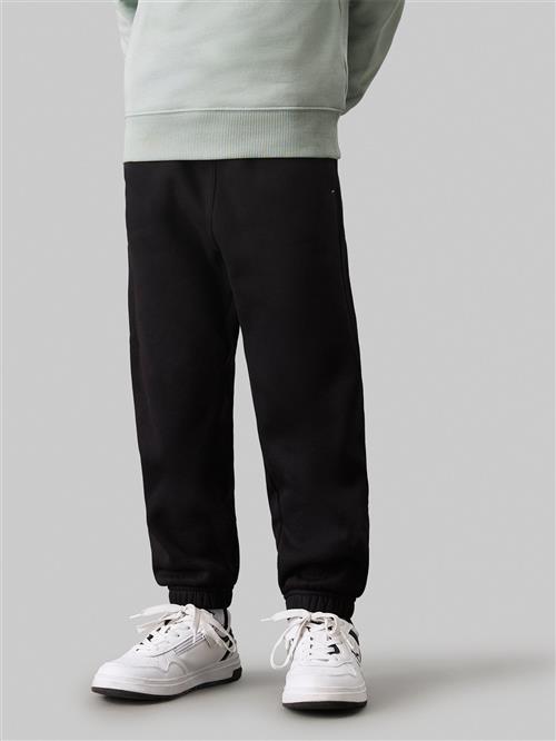 Calvin Klein Waistband EMB. Fleece Jogger Str 8 - Ck Black Bukser hos Magasin