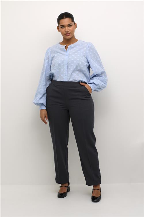 Se Kaffe Curve Kcloulou Shirt Kvinde Celestial Blue Langærmede Skjorter Str 44 - hos Magasin ved Magasin