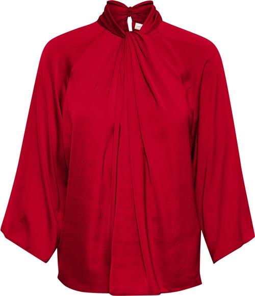 Se InWear Kotoiw Blouse Kvinde True Red Kortærmede Bluser Loose Fit Str 44 - hos Magasin ved Magasin