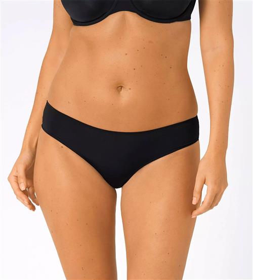 Se Triumph Lovely Micro Brazilian String Brazilian Str XS - hos Magasin ved Magasin