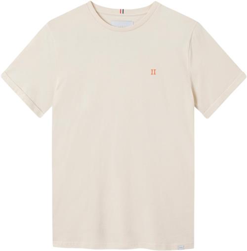 Se Les Deux Nørregaard Tshirt Mand Ivory/orange Kortærmede T-shirts Str S - hos Magasin ved Magasin