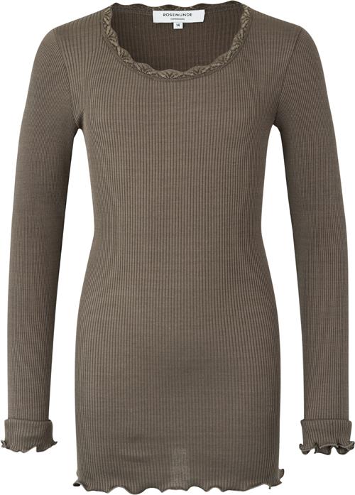 Se Rosemunde Silk Tshirt w/ Lace Str 10 år - Falcon Langærmede T-shirts hos Magasin ved Magasin