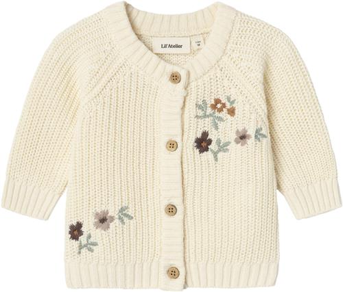 Lil' Atelier Nbfemlen EMB LS Knit Card LIL Str 68 - Birch Cardigans hos Magasin