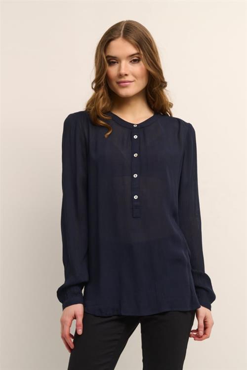 Kaffe Karla Amber Shirt Kvinde Midnight Marine Langærmede Skjorter Regular Fit Str 40 - Viskose hos Magasin