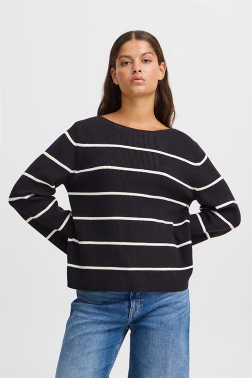 Se ICHI Ihboston LS6 Kvinde Meteorite Almond Milk Stripe Sweaters Loose Fit Str L - hos Magasin ved Magasin