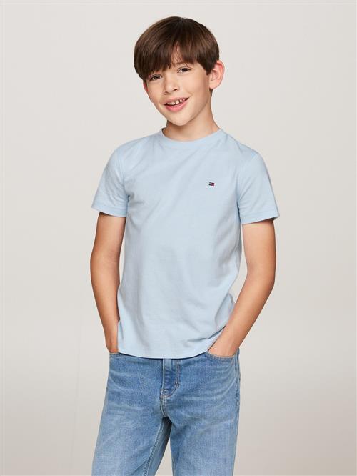 Se Tommy Hilfiger Essential Cotton REG TEE S/S Kvinde Breezy Blue Toppe Str 10 - hos Magasin ved Magasin