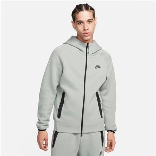 Se Nike Tech Fleece Haettetroje XS - Hættetrøjer hos Magasin ved Magasin