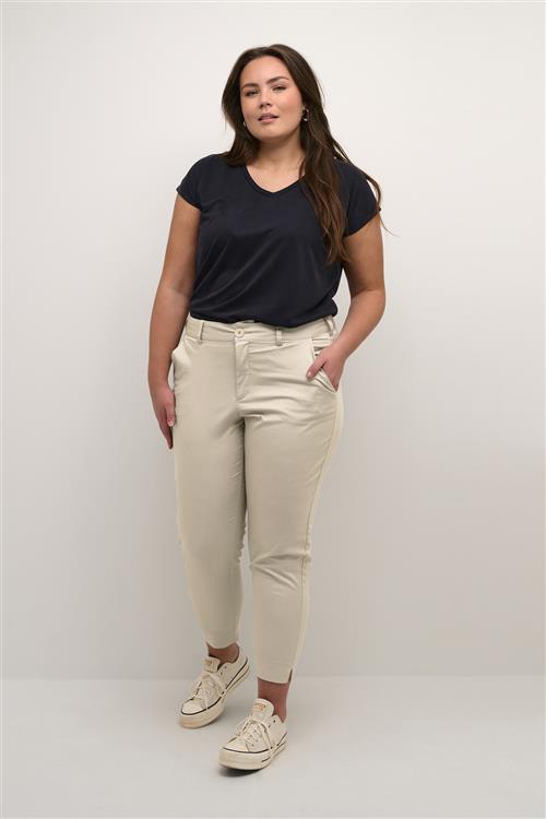 Kaffe Curve Kcleana Chino 7/8 Pants x Kvinde Feather Gray Bukser Med Smalle Ben Str 46 - hos Magasin