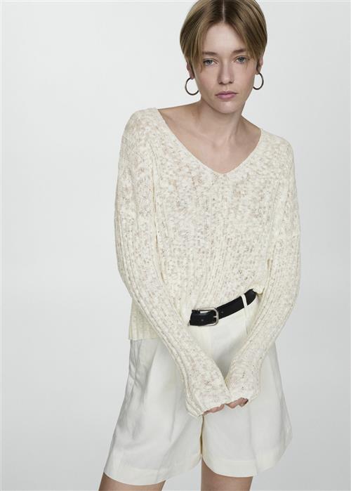 Se MANGO Longsleeve Knitted Sweater Kvinde Natural White Sweaters Str S - hos Magasin ved Magasin