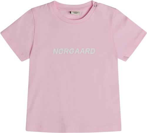 Se Mads Nørgaard - Copenhagen Single Favorite Taurus Str 4-6 mdr / 68 cm - Pink Kortærmede T-shirts Bomuld hos Magasin ved Magasin