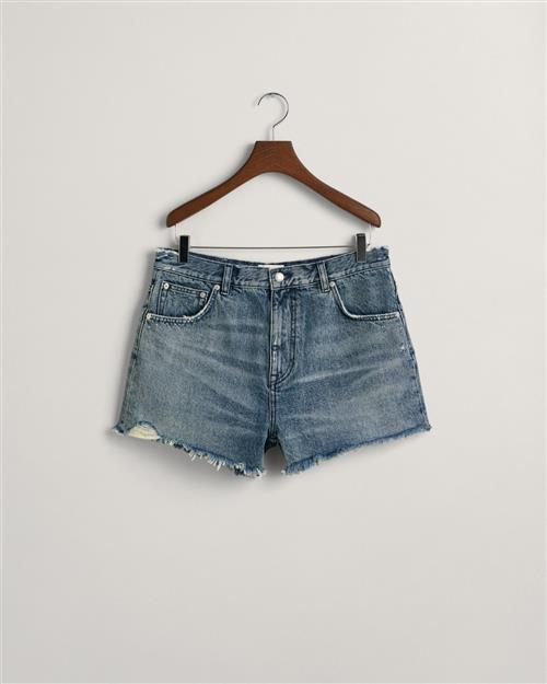 Se Gant RAW HEM Jeans Shorts Mand Semi Light Blue Worn In Denim Shorts Str 33 - hos Magasin ved Magasin