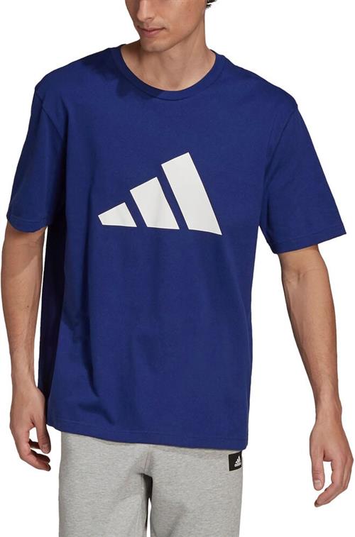 Se adidas Sportswear Future Icons Tshirt S - T-shirts Bomuld hos Magasin ved Magasin