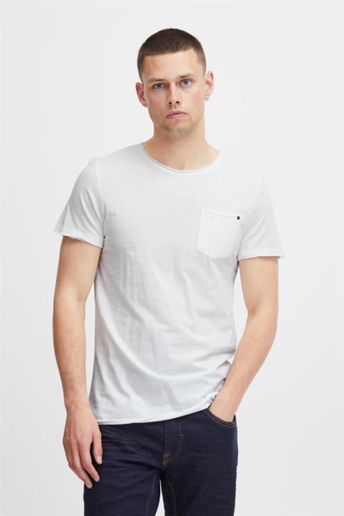 Se Blend Bhnoel Tee Noos Mand White Kortærmede T-shirts Slim Fit Str S - hos Magasin ved Magasin