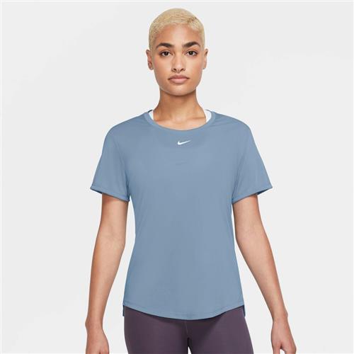 Se Nike Dri Fit One Traenings T Shirt M - Trænings T-shirts hos Magasin ved Magasin