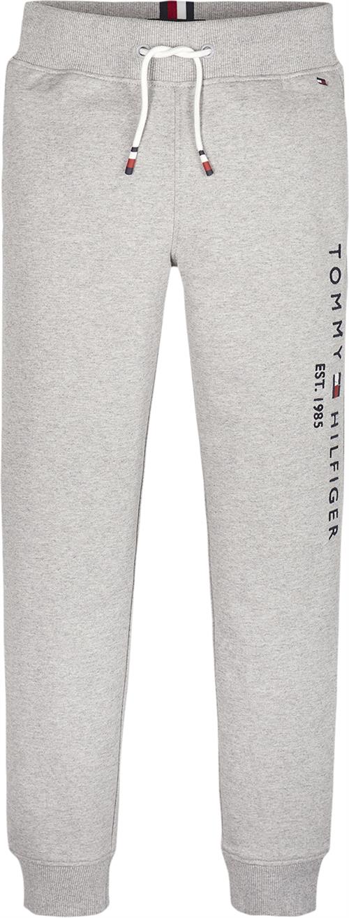 Se Tommy Hilfiger Essential Sweatpants Str 7 år / 122 cm - P01 Bukser Bomuld hos Magasin ved Magasin