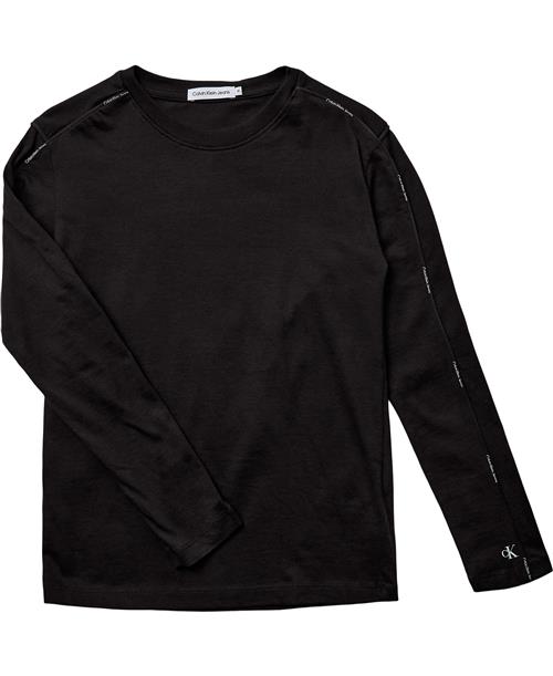 Se Calvin Klein Long Sleeve Tshirt With Logo Str 16 år - Beh Langærmede T-shirts Bomuld hos Magasin ved Magasin