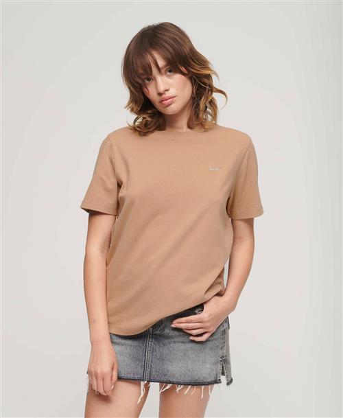 Superdry Essential Logo EMB TEE Kvinde Pyramid Sands Brown Kortærmede T-shirts Str XS - hos Magasin