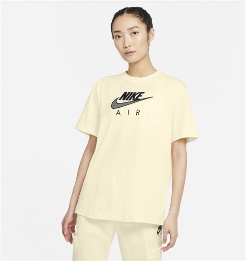 Nike Air Boyfriend T Shirt XL - Trænings T-shirts hos Magasin