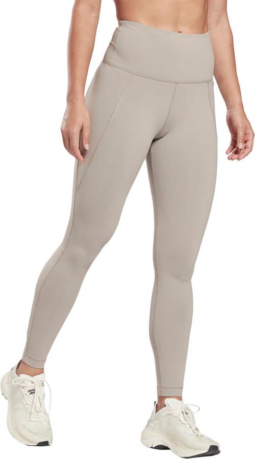 Se Reebok Lux Highwaisted Træningstights XS - Tights Nylon hos Magasin ved Magasin