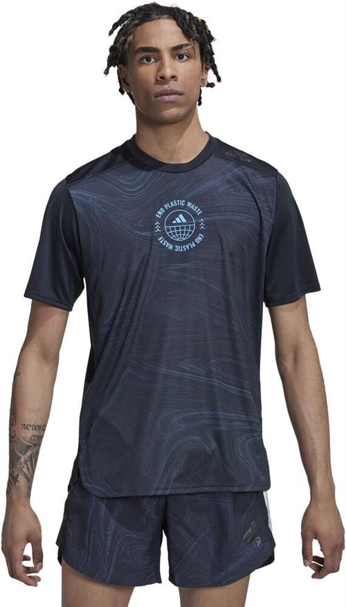 Se adidas Designed for Running for the Oceans Tshirt XL - T-shirts Polyester hos Magasin ved Magasin