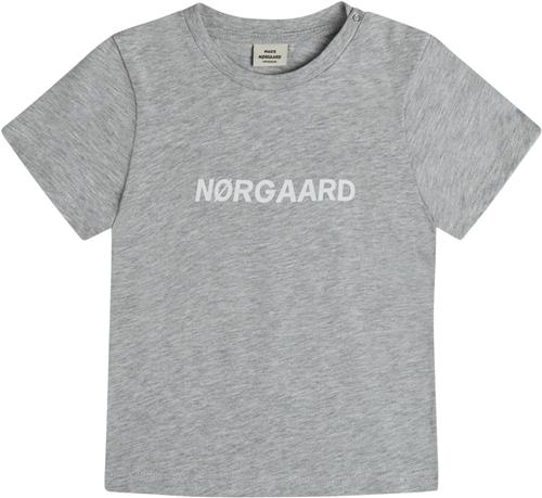 Se Mads Nørgaard - Copenhagen Single Favorite Taurus Str 98 - Grå Kortærmede T-shirts Bomuld hos Magasin ved Magasin