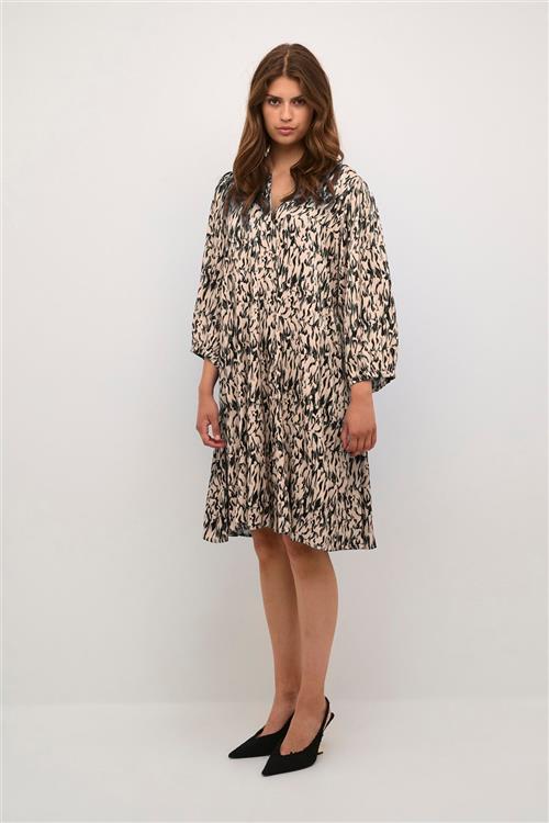 Karen by Simonsen Nikolekb Indie Dress Kvinde Nikole Print Black Midi Kjoler Str 40 - hos Magasin