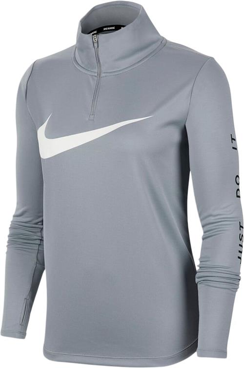 Se Nike 1 4 Zip Troje XL - Trøjer & Sweatshirts Polyester hos Magasin ved Magasin