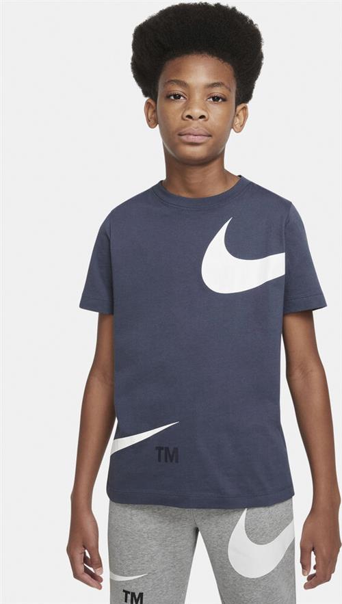 Nike Sportswear T Shirt 158-170 / XL - T-shirts hos Magasin