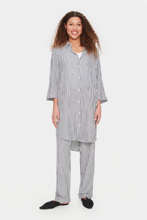 Saint Tropez Ulinasz Shirt Kvinde Night Sky Stripe Hørskjorter Loose Fit Str L - hos Magasin