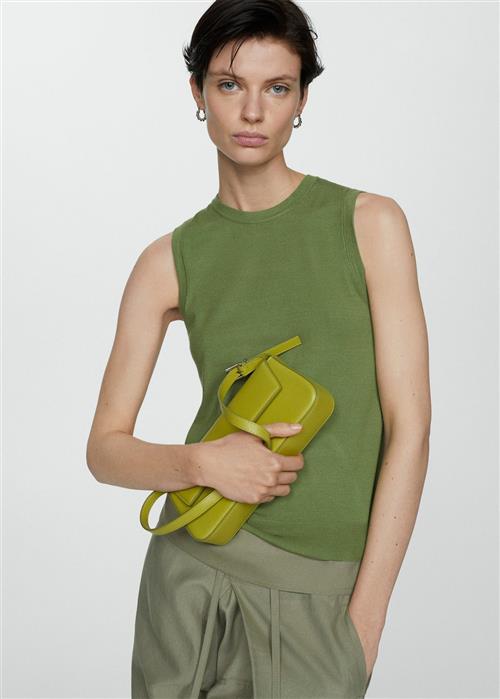 Se MANGO Knitted top With Wide Straps Kvinde Green Tanktoppe Str L - hos Magasin ved Magasin