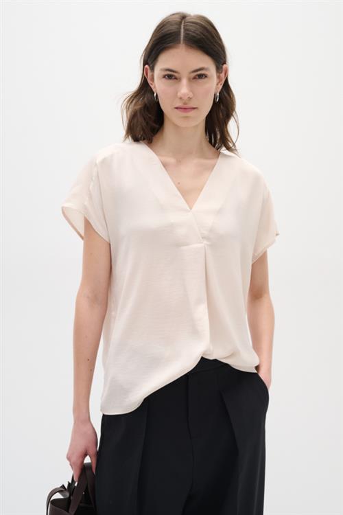 Se InWear Rindaiw Top Kvinde French Nougat Kortærmede Bluser Loose Fit Str 44 - hos Magasin ved Magasin