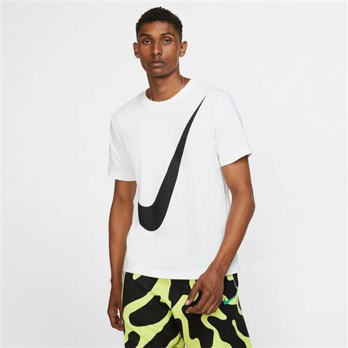 Se Nike Sportswear Swoosh T Shirt XL - T-shirts hos Magasin ved Magasin