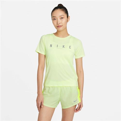 Se Nike Miler Run Division T Shirt S - Trænings T-shirts Polyester hos Magasin ved Magasin