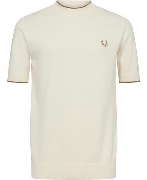 Se Fred Perry K7642 Mand Ecru Kortærmede T-shirts Str XL - Bomuld hos Magasin ved Magasin