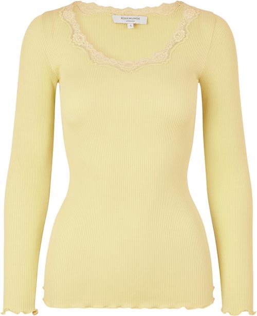 Se Rosemunde Silk Tshirt w/ Lace Kvinde Lemon Creme Kortærmede T-shirts Str L - hos Magasin ved Magasin