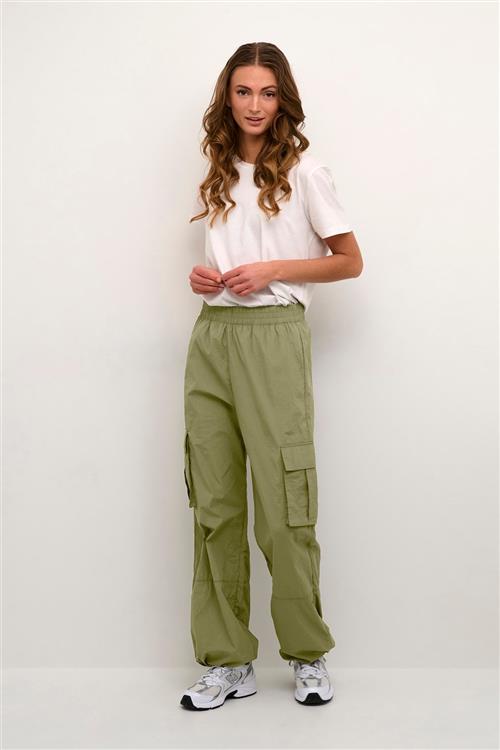 Se Kaffe Kamarie Cargo Pants Kvinde Grape Leaf Cargo Bukser Str 44 - hos Magasin ved Magasin