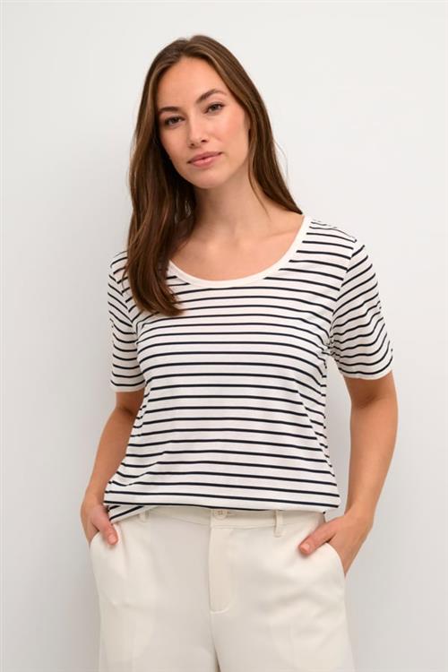 Se Culture Cudeia Oneck Tshirt Kvinde White/salute Stripe Kortærmede T-shirts Str XS - hos Magasin ved Magasin