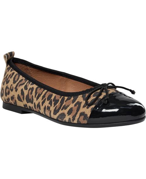 Se Pavement Lucy Kvinde Leo/patent Toe Cap Ballerinaer Str 40 - Læder hos Magasin ved Magasin