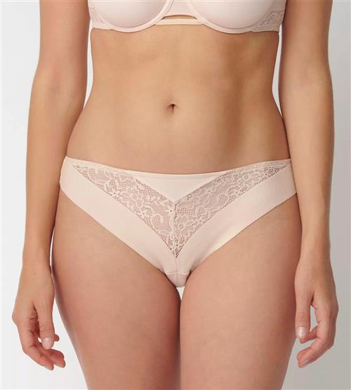 Se Triumph Vivid Spotlight Brazilian Brazilian Str 36 - hos Magasin ved Magasin